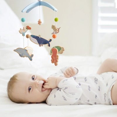 Mobile bébé ꓲ Baleine - Décors de BéBé